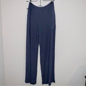 Athleta Wide leg pants Soft Jersey knit fabric